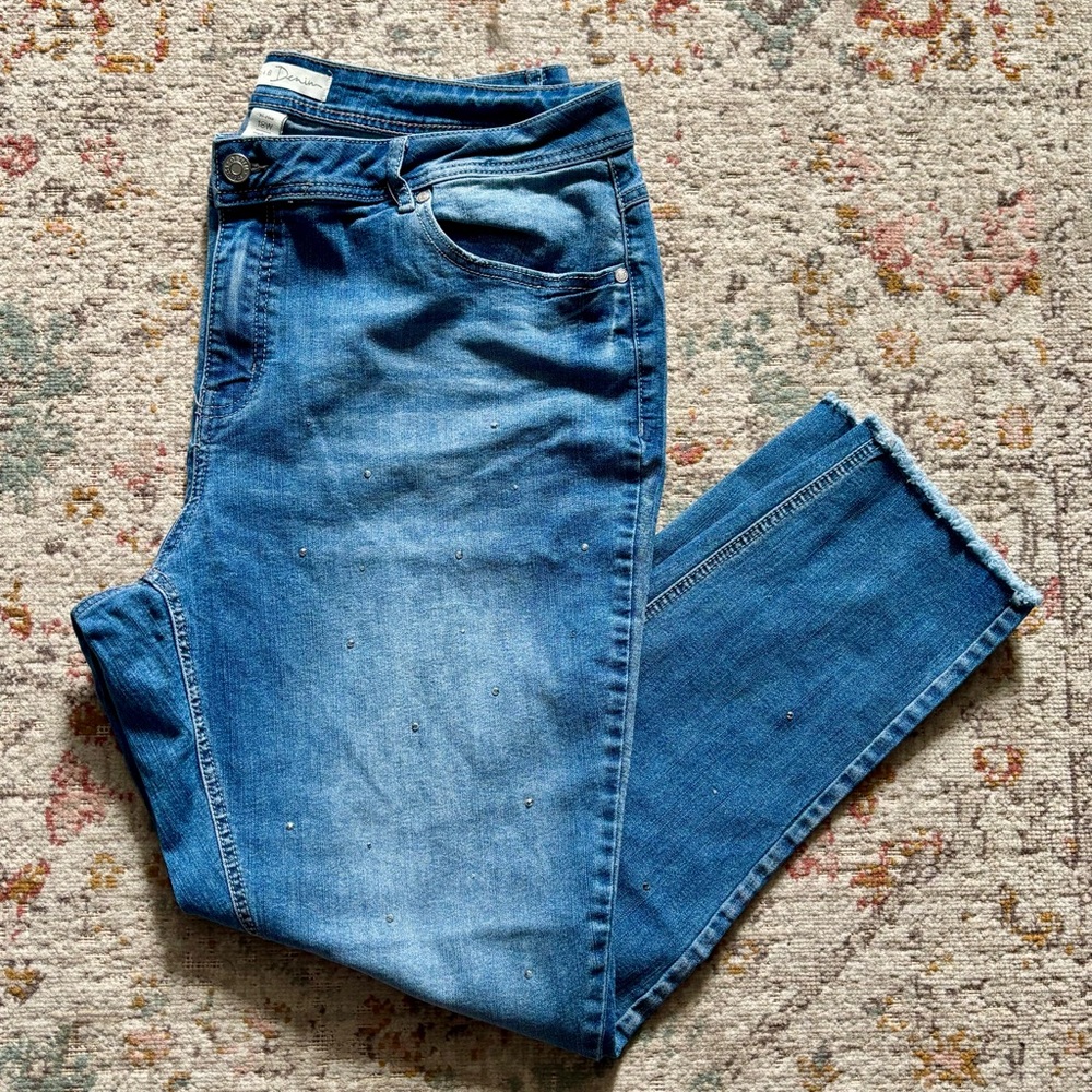 ⭐️Cato⭐️ Ho-Rise Rhinestone Jeans
